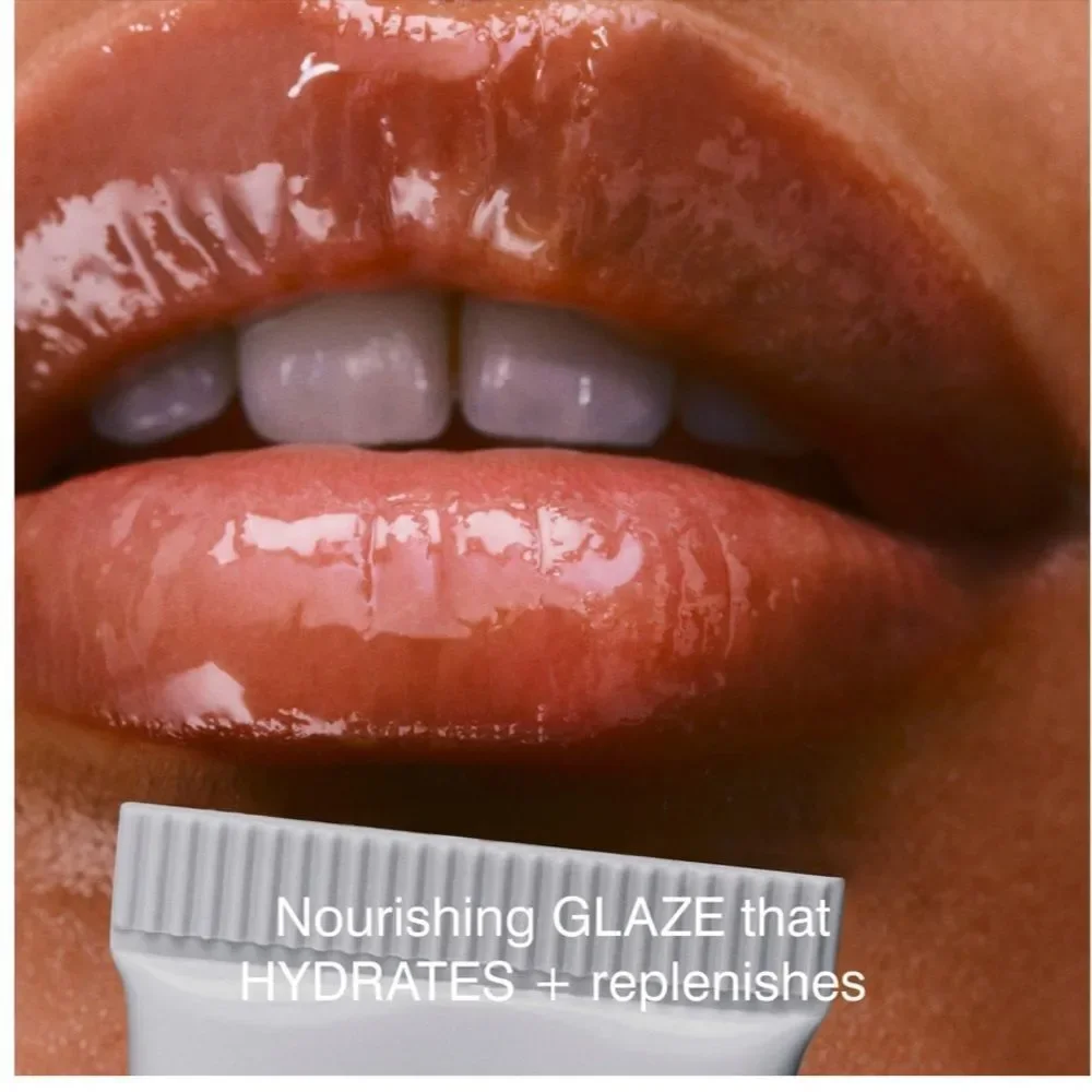 Rhode NEW Peptide Lip Treatment Nourishing Glaze in Strawberry Glaze